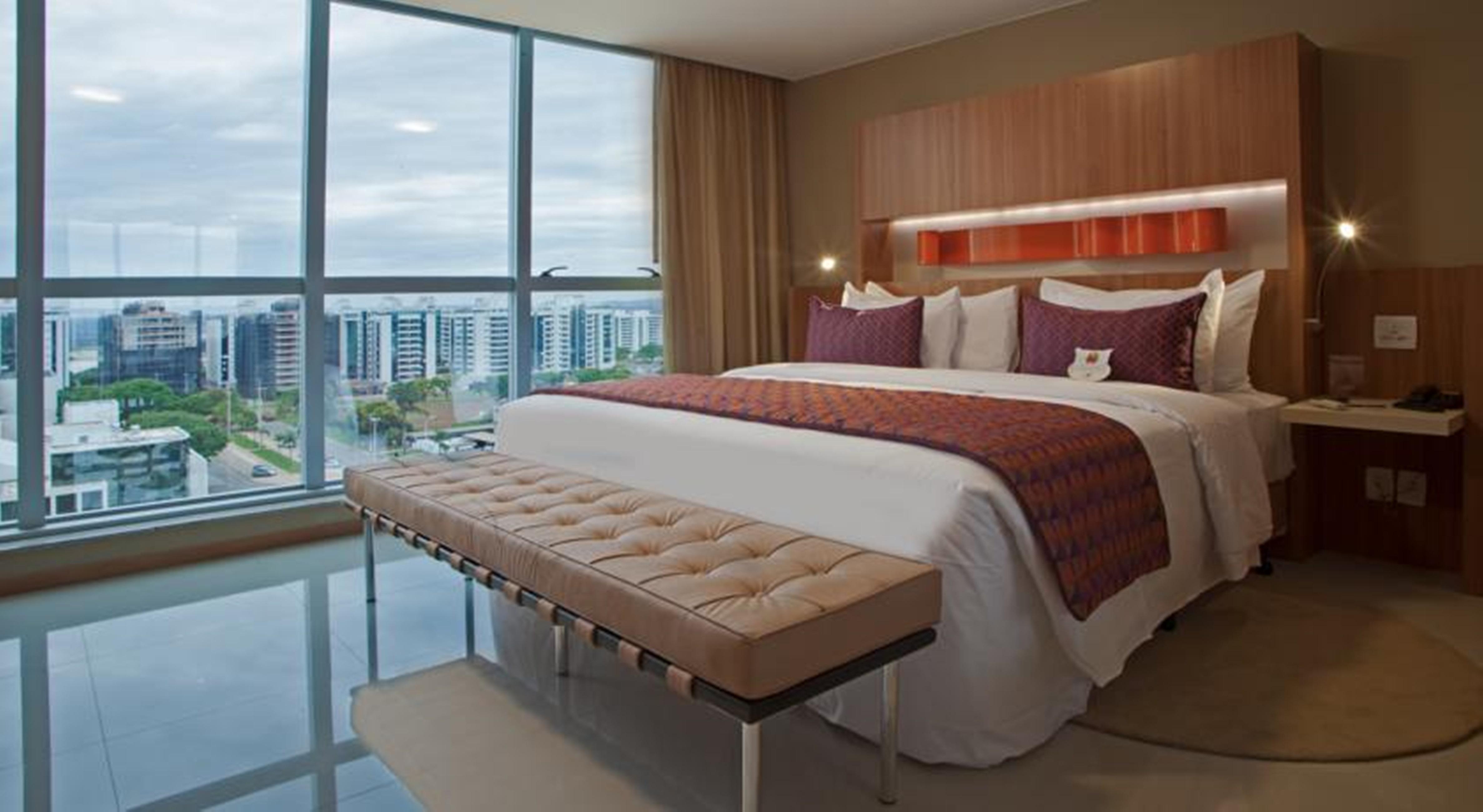 Jade Hotel Brasilia Candangolandia Bagian luar foto A bedroom at the JW Marriott Hotel Bogotá