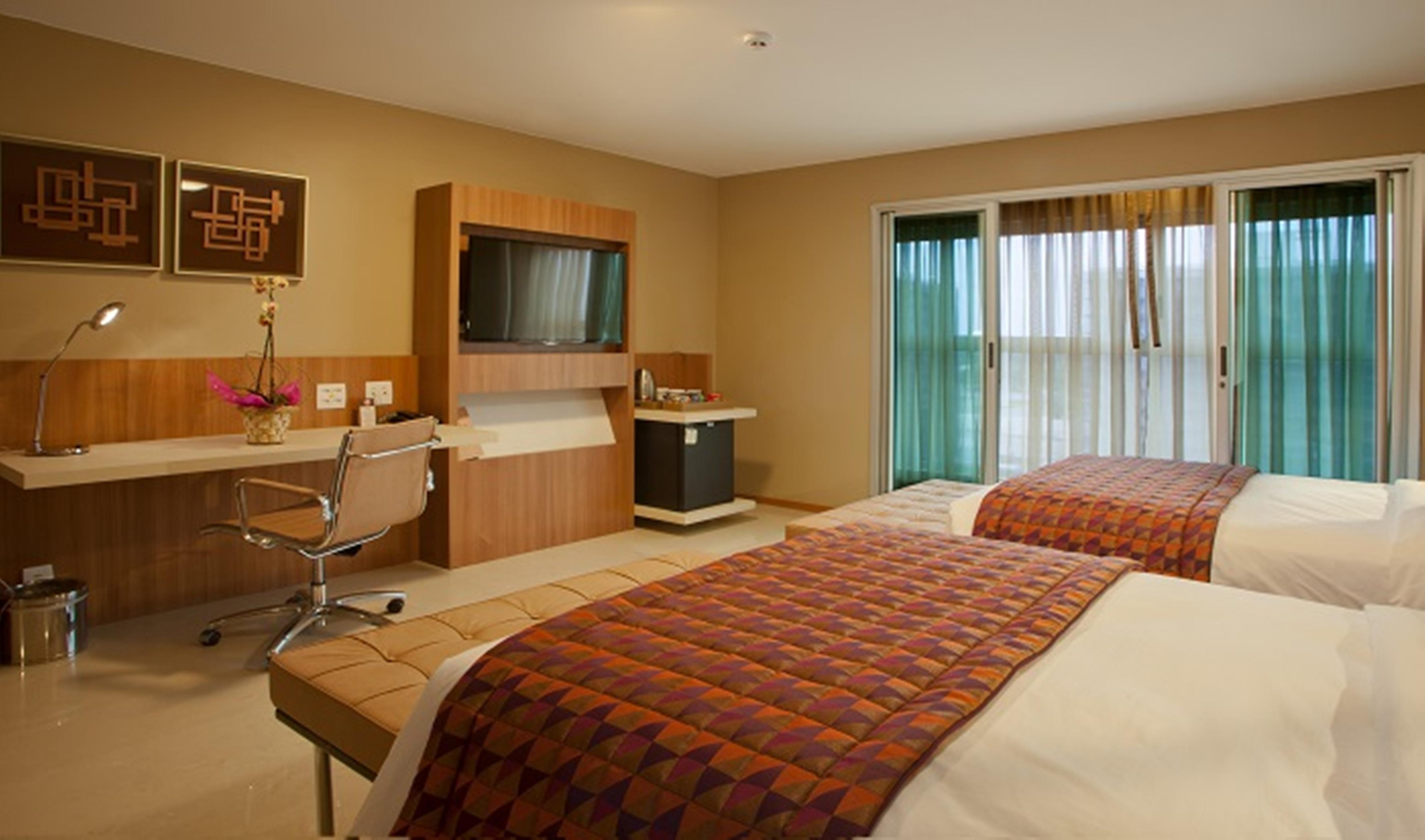 Jade Hotel Brasilia Candangolandia Bagian luar foto A room at the hotel
