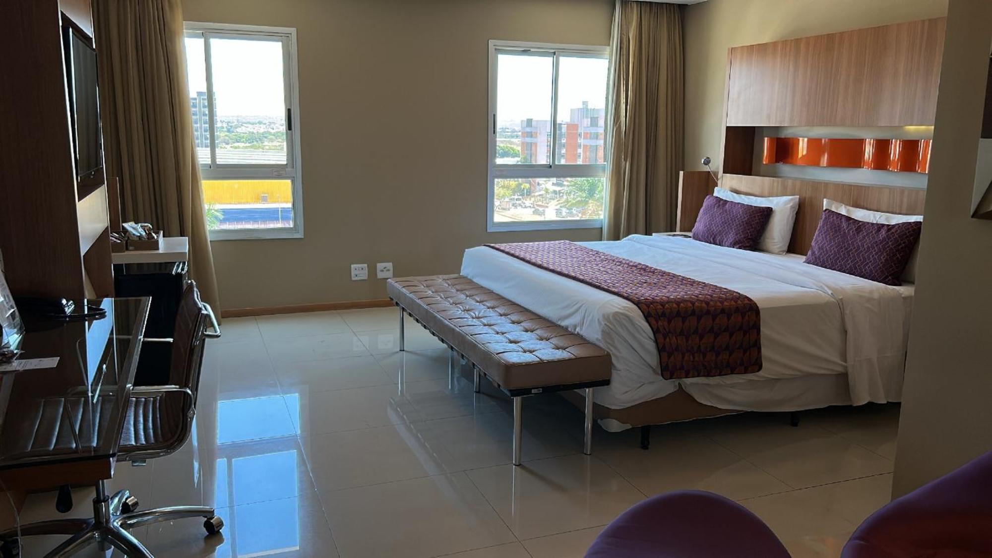 Jade Hotel Brasilia Candangolandia Bagian luar foto A bedroom at the hotel