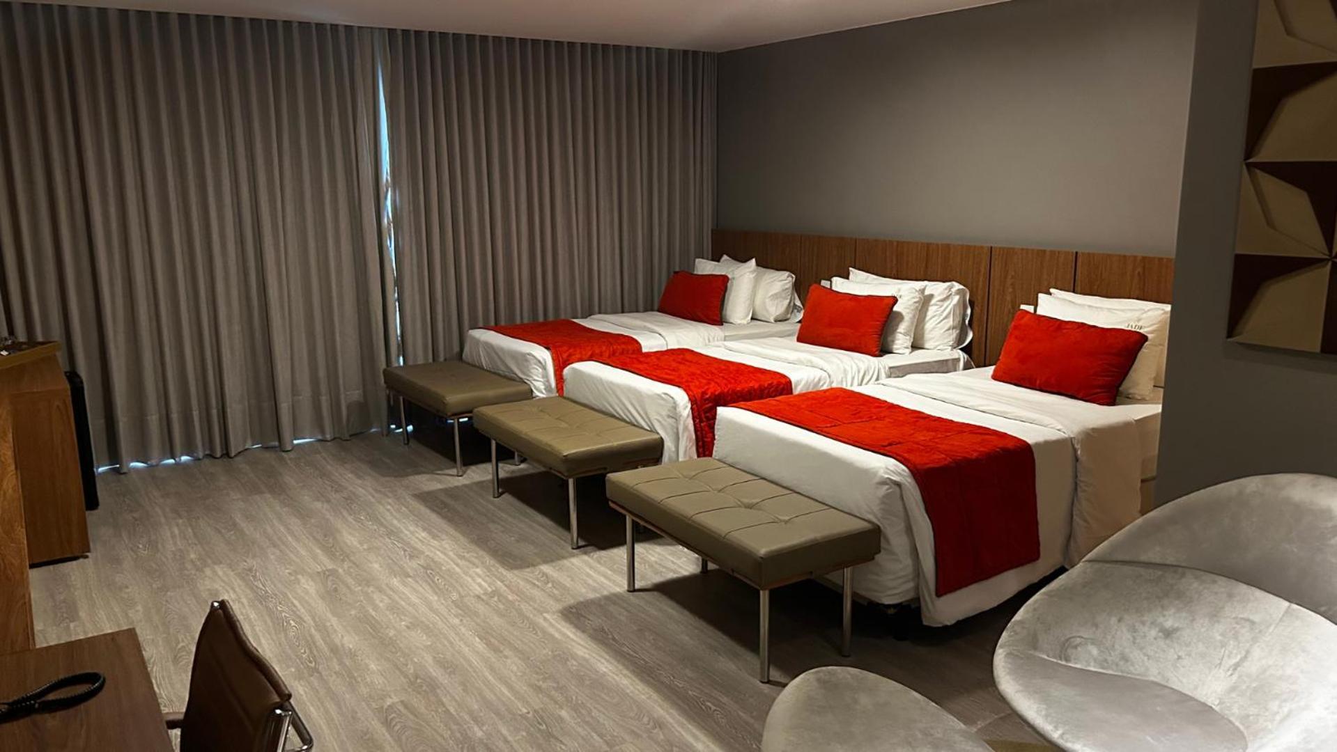 Jade Hotel Brasilia Candangolandia Bagian luar foto A room at the hotel